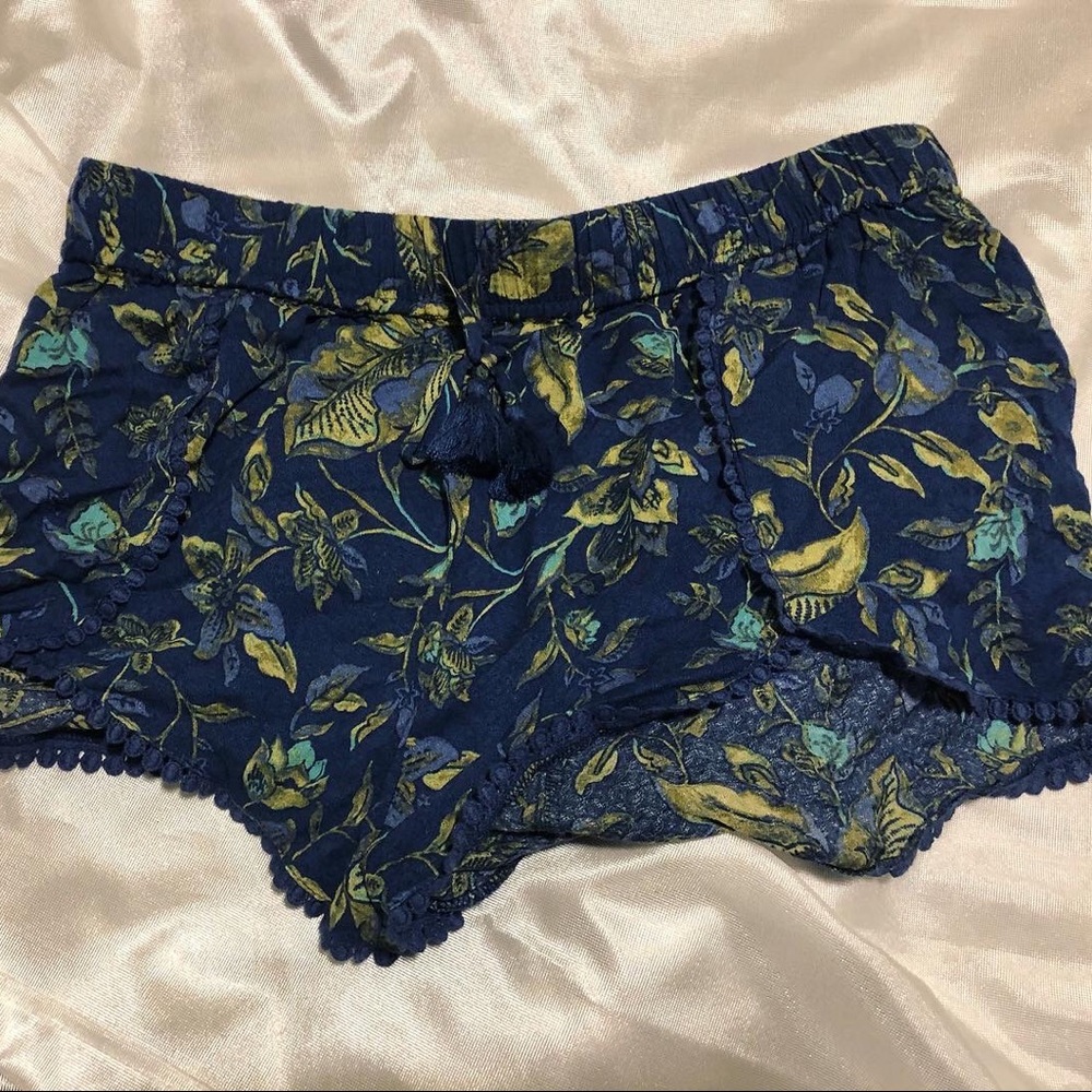 Ecote beachy summer shorts